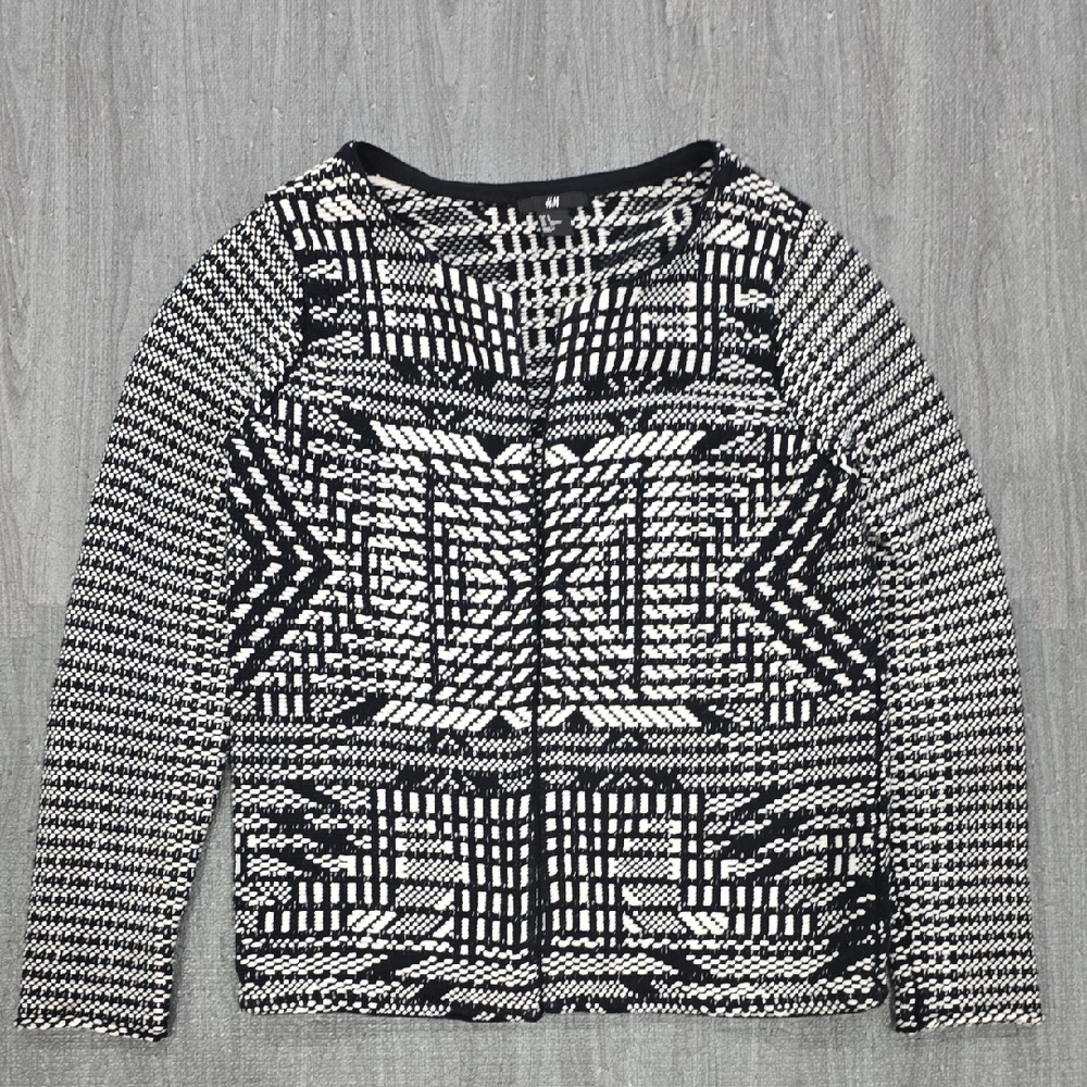 H&M Black and White Open Front Knit Sweater Size Small